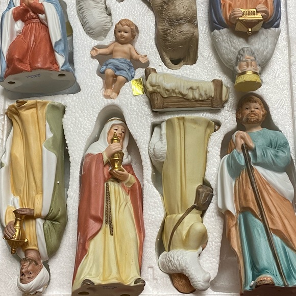 Home interiors vintage 5260 Porcelain Figurines Christmas Nativity Set - Picture 6 of 10